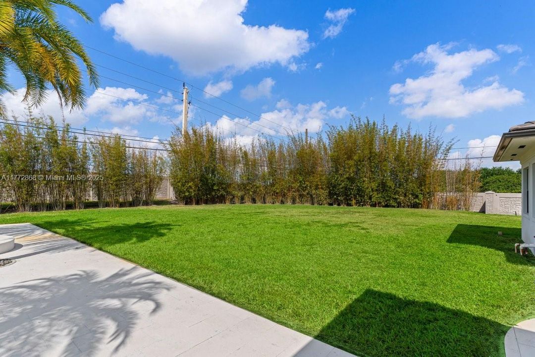 Recently Sold: $4,790,000 (7 beds, 7 baths, 8890 Square Feet)