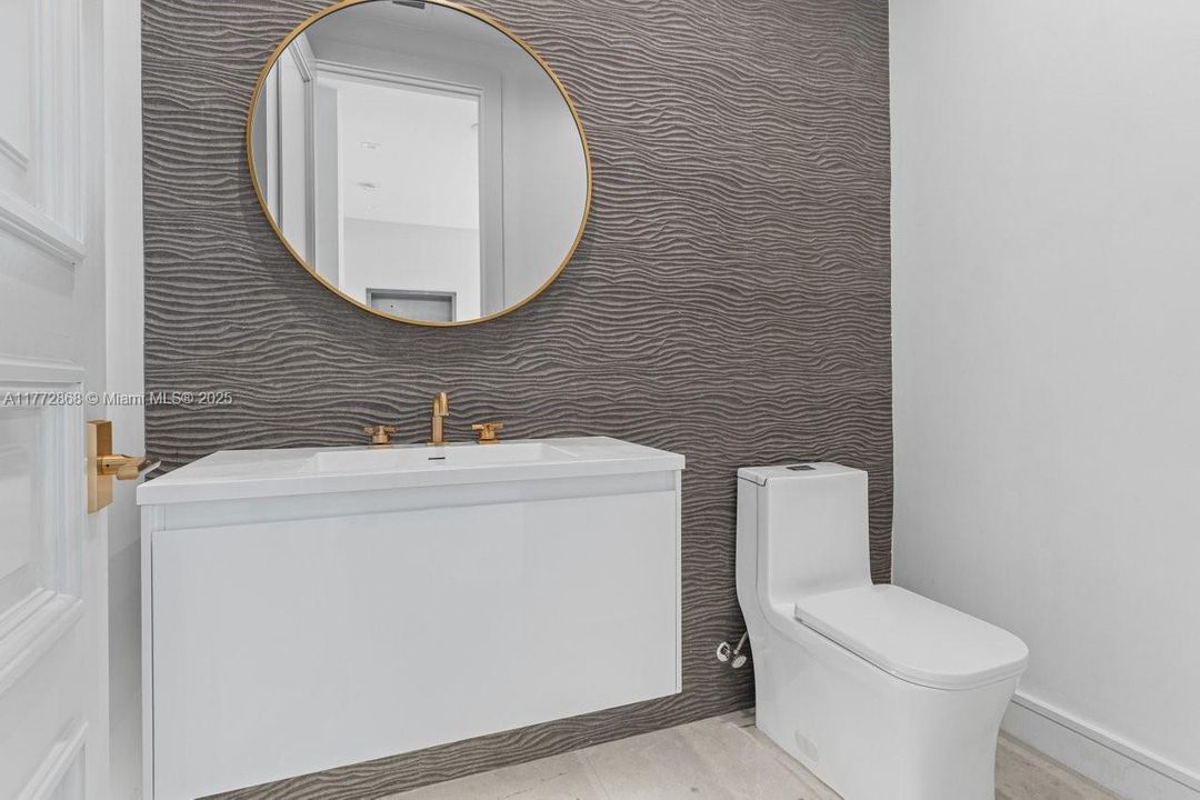 Recently Sold: $4,790,000 (7 beds, 7 baths, 8890 Square Feet)