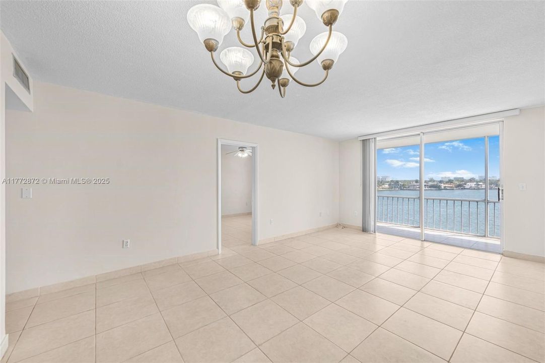 Vendido Recientemente: $179,000 (1 camas, 1 baños, 768 Pies cuadrados)