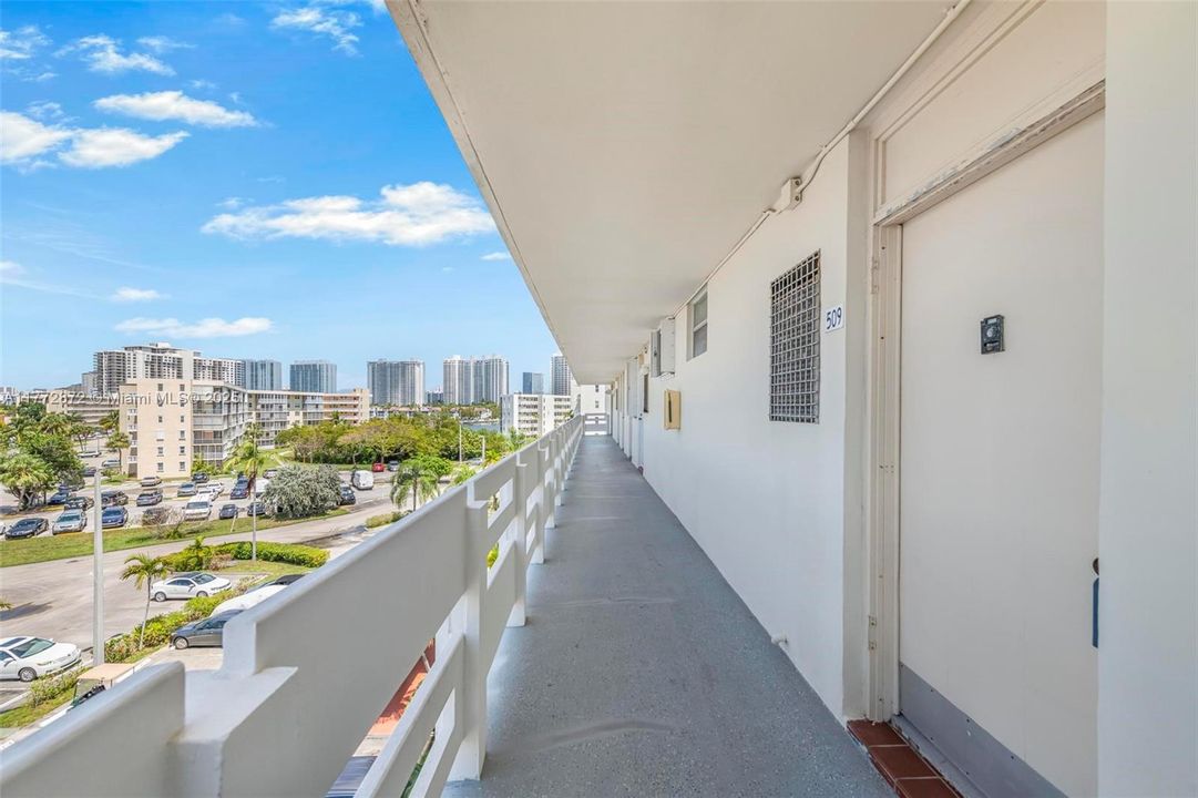 Vendido Recientemente: $179,000 (1 camas, 1 baños, 768 Pies cuadrados)