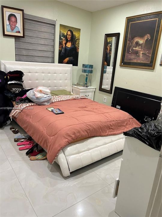 En Venta: $695,000 (4 camas, 2 baños, 1803 Pies cuadrados)