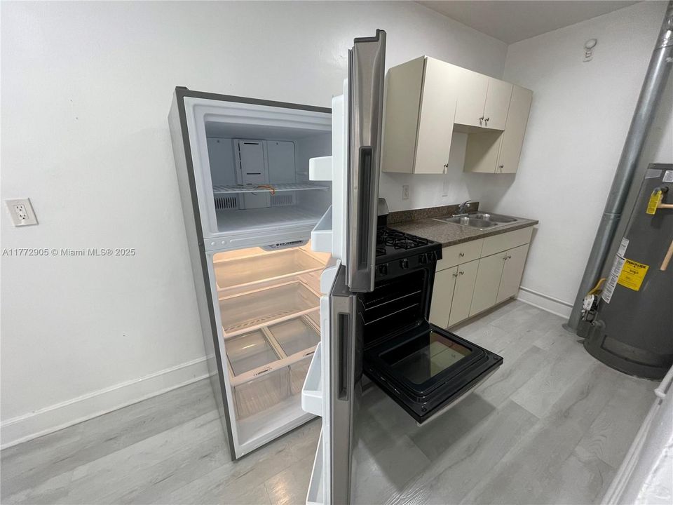 Недавно арендовано: $1,525 (0 спален, 1 ванн, 575 Квадратных фут)