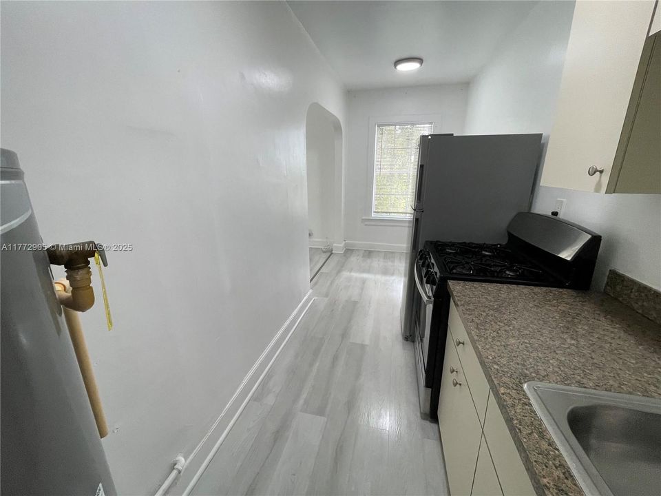 Недавно арендовано: $1,525 (0 спален, 1 ванн, 575 Квадратных фут)