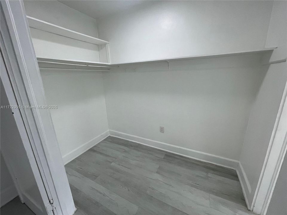 Недавно арендовано: $1,525 (0 спален, 1 ванн, 575 Квадратных фут)