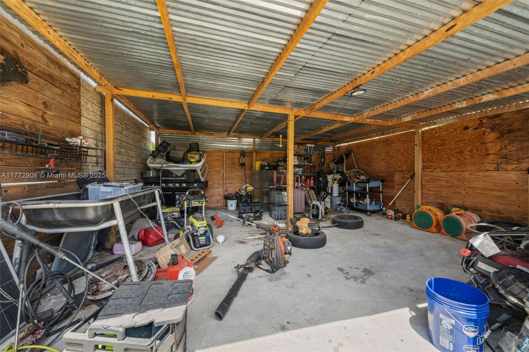 Recently Sold: $1,350,000 (5 beds, 3 baths, 1960 Square Feet)