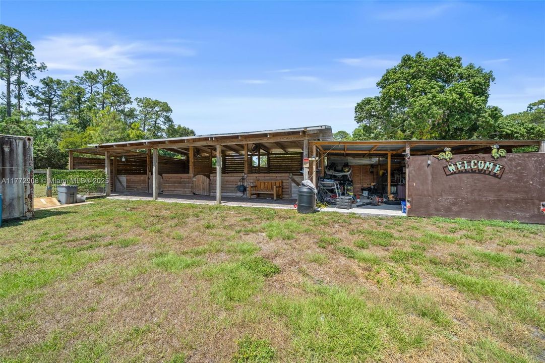 Recently Sold: $1,350,000 (5 beds, 3 baths, 1960 Square Feet)