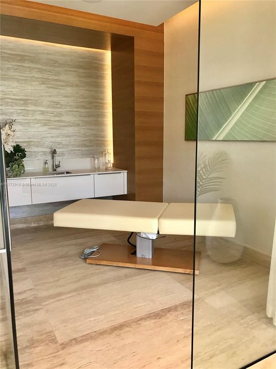 На продажу: $520,000 (1 спален, 2 ванн, 937 Квадратных фут)