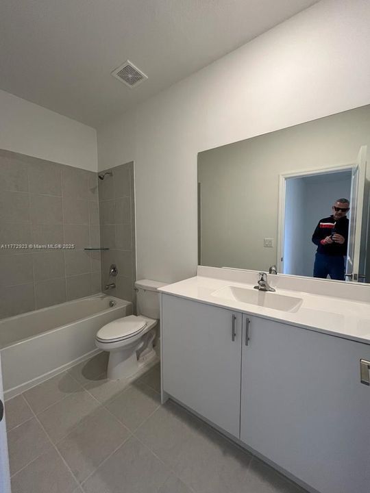 Recently Rented: $2,590 (3 beds, 2 baths, 1612 Square Feet)