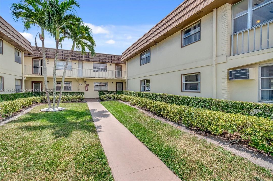 Vendido Recientemente: $54,000 (1 camas, 1 baños, 720 Pies cuadrados)