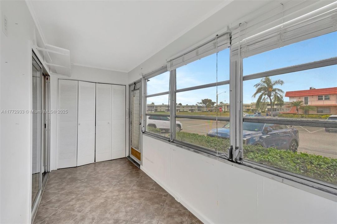 Vendido Recientemente: $54,000 (1 camas, 1 baños, 720 Pies cuadrados)