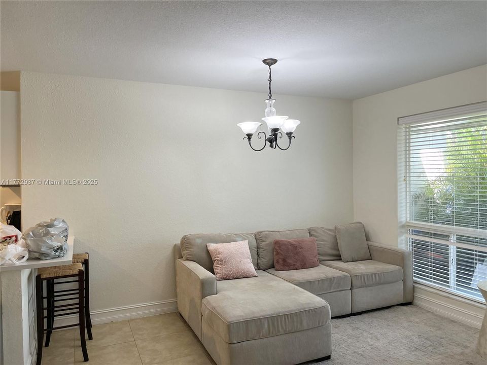 Recently Rented: $3,750 (3 beds, 2 baths, 1726 Square Feet)