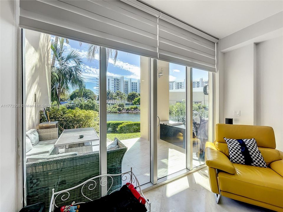 Recently Sold: $877,000 (3 beds, 2 baths, 2503 Square Feet)