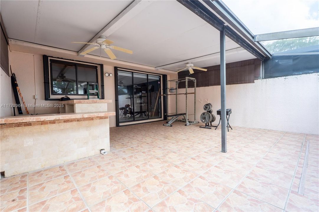 Recently Sold: $539,000 (3 beds, 2 baths, 1754 Square Feet)