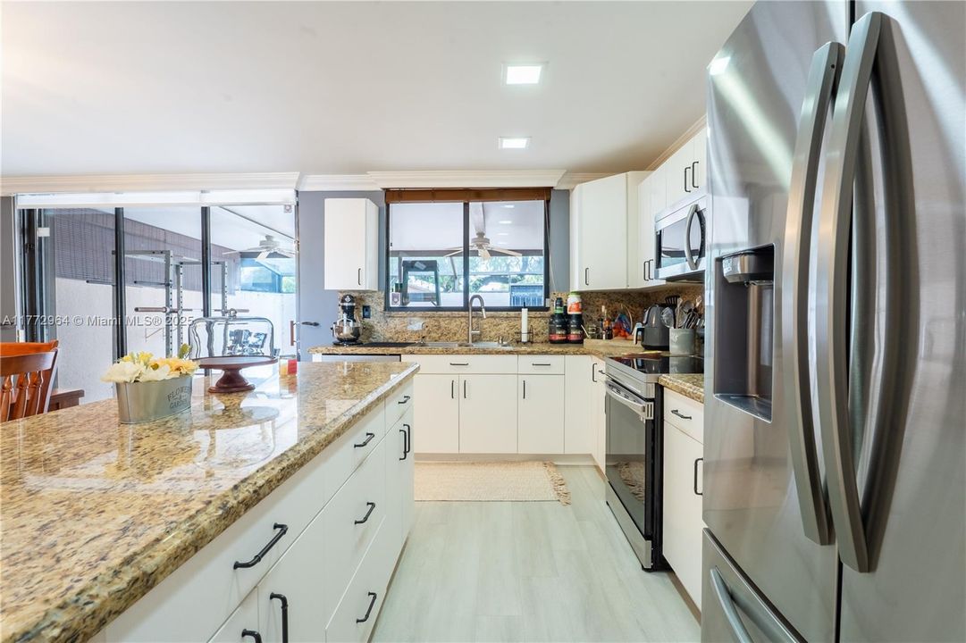 Recently Sold: $539,000 (3 beds, 2 baths, 1754 Square Feet)