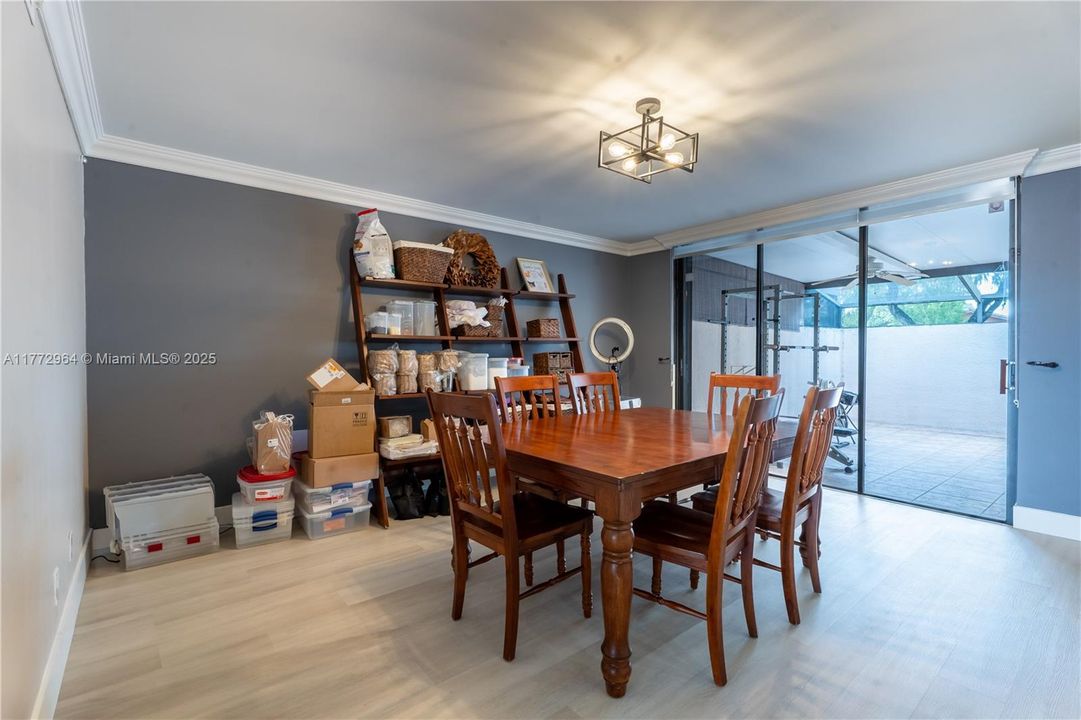 Recently Sold: $539,000 (3 beds, 2 baths, 1754 Square Feet)