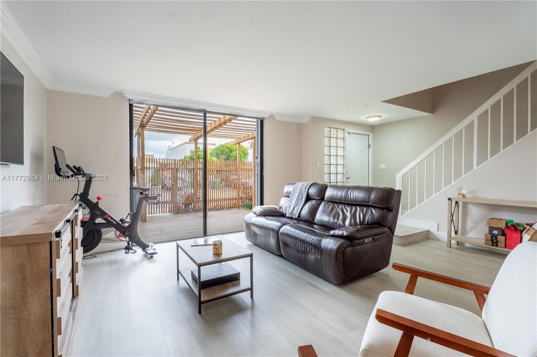 Recently Sold: $539,000 (3 beds, 2 baths, 1754 Square Feet)