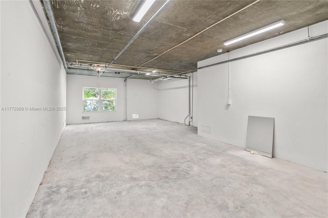 Недавно продано: $1,749,000 (3 спален, 3 ванн, 1680 Квадратных фут)