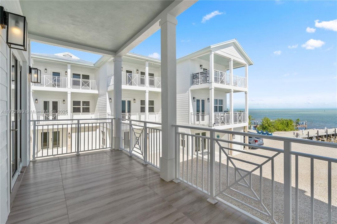 Недавно продано: $1,749,000 (3 спален, 3 ванн, 1680 Квадратных фут)