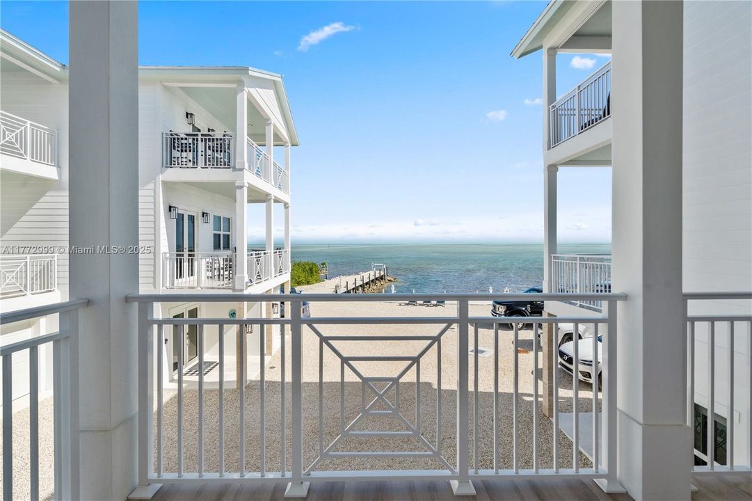 Недавно продано: $1,749,000 (3 спален, 3 ванн, 1680 Квадратных фут)