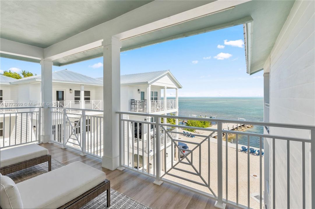 Недавно продано: $1,749,000 (3 спален, 3 ванн, 1680 Квадратных фут)