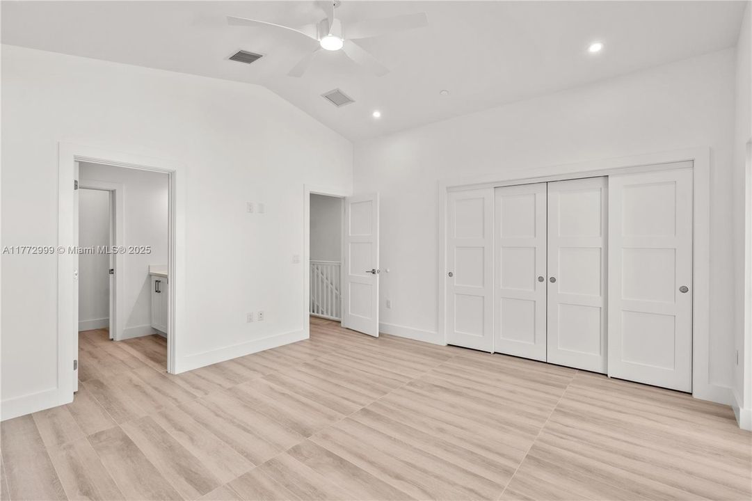 Недавно продано: $1,749,000 (3 спален, 3 ванн, 1680 Квадратных фут)