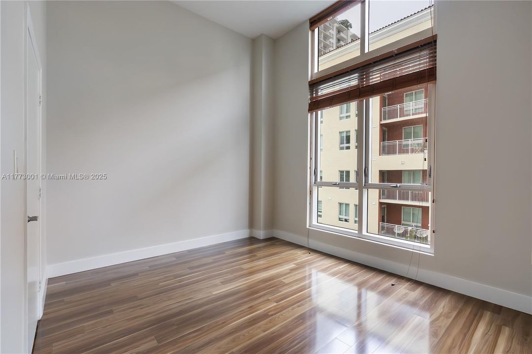 Recently Rented: $2,600 (1 beds, 1 baths, 928 Square Feet)