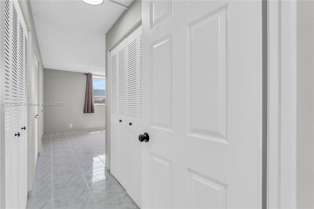 最近租的: $2,250 (2 贝兹, 2 浴室, 1190 平方英尺)