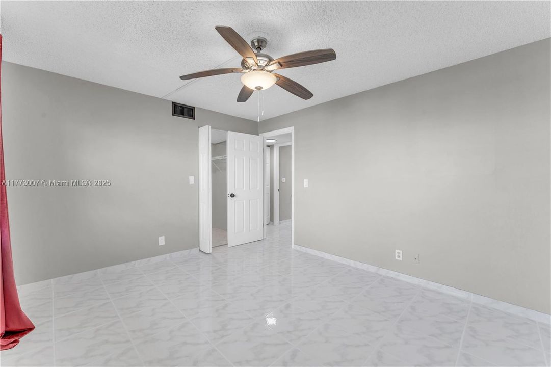 最近租的: $2,250 (2 贝兹, 2 浴室, 1190 平方英尺)