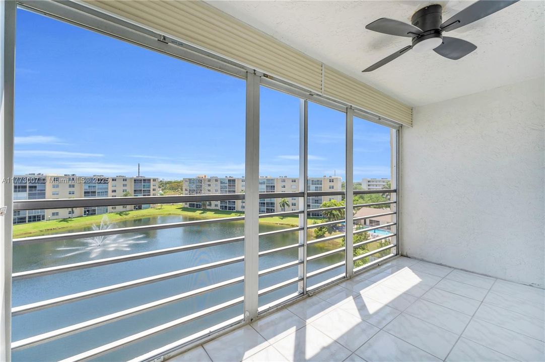 最近租的: $2,250 (2 贝兹, 2 浴室, 1190 平方英尺)