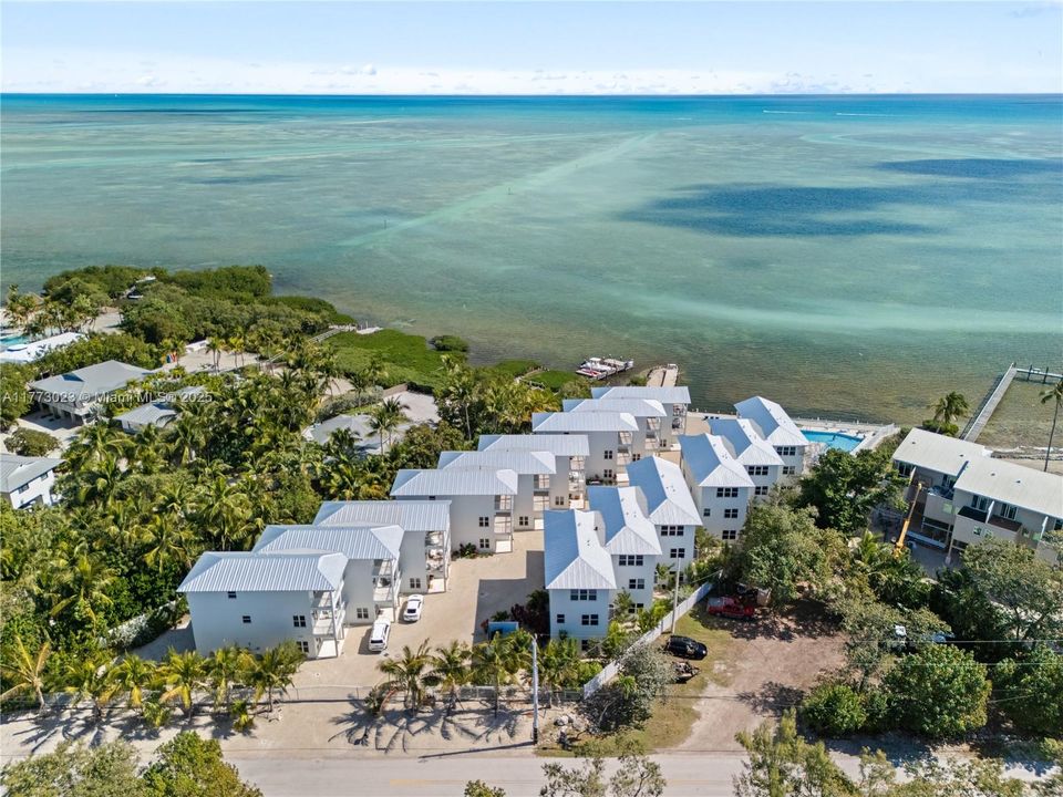 For Sale: $1,499,000 (3 beds, 3 baths, 1680 Square Feet)