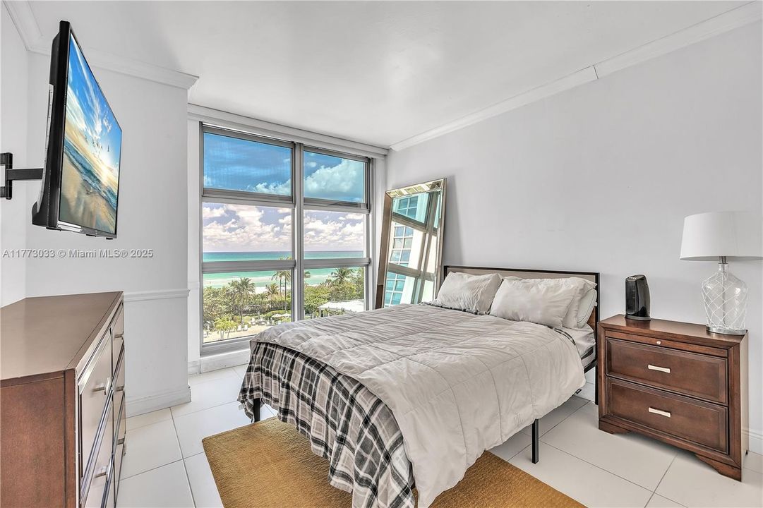 Recently Sold: $599,000 (2 beds, 2 baths, 1260 Square Feet)