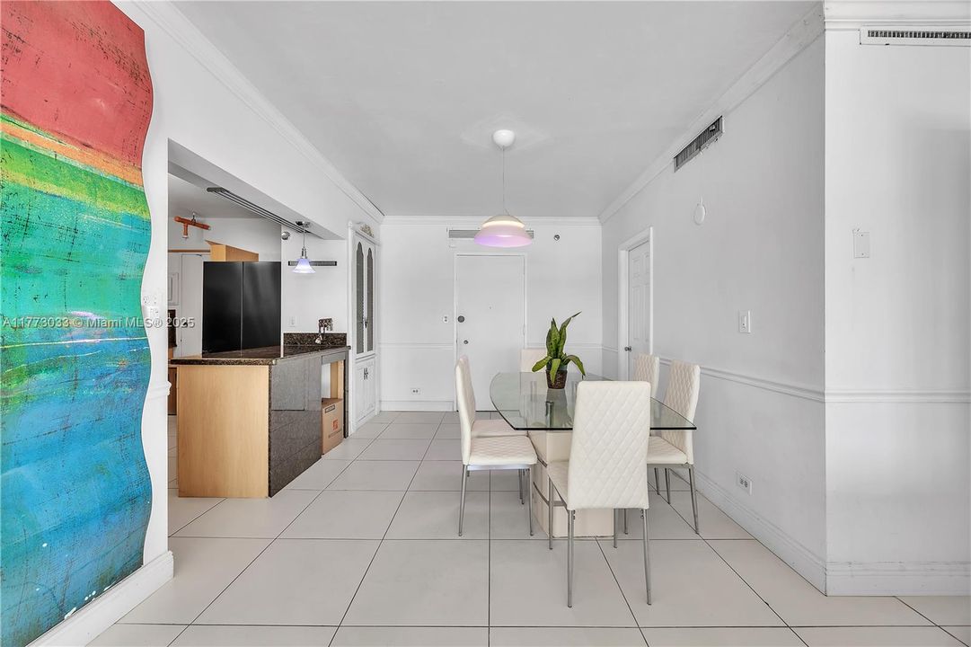 Recently Sold: $599,000 (2 beds, 2 baths, 1260 Square Feet)