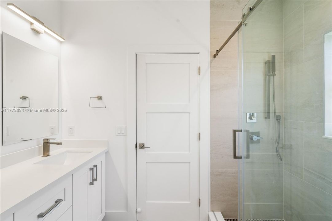 待售: $1,599,000 (3 贝兹, 3 浴室, 1680 平方英尺)