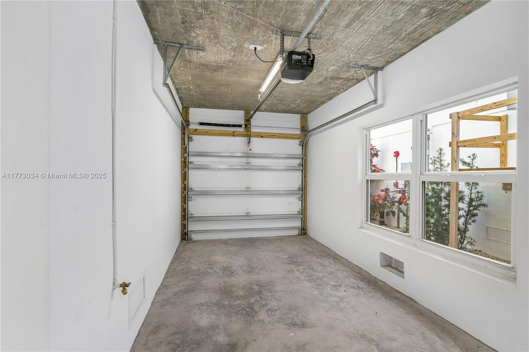 待售: $1,599,000 (3 贝兹, 3 浴室, 1680 平方英尺)