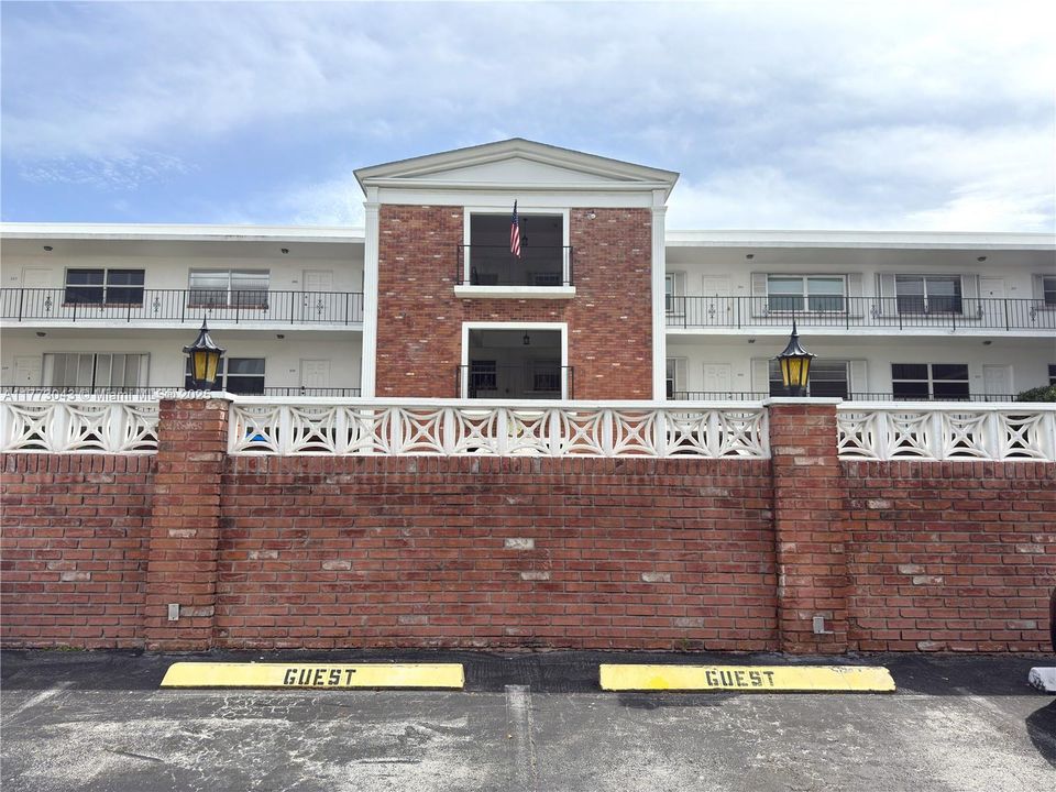 En Venta: $420,000 (2 camas, 2 baños, 1079 Pies cuadrados)