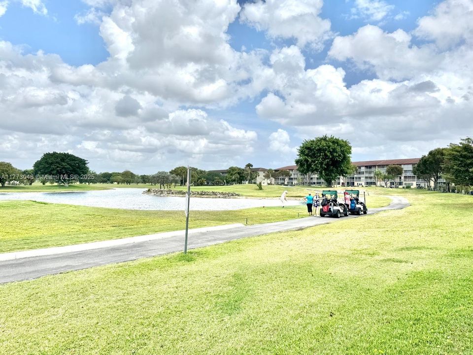 Vendido Recientemente: $114,900 (1 camas, 1 baños, 811 Pies cuadrados)