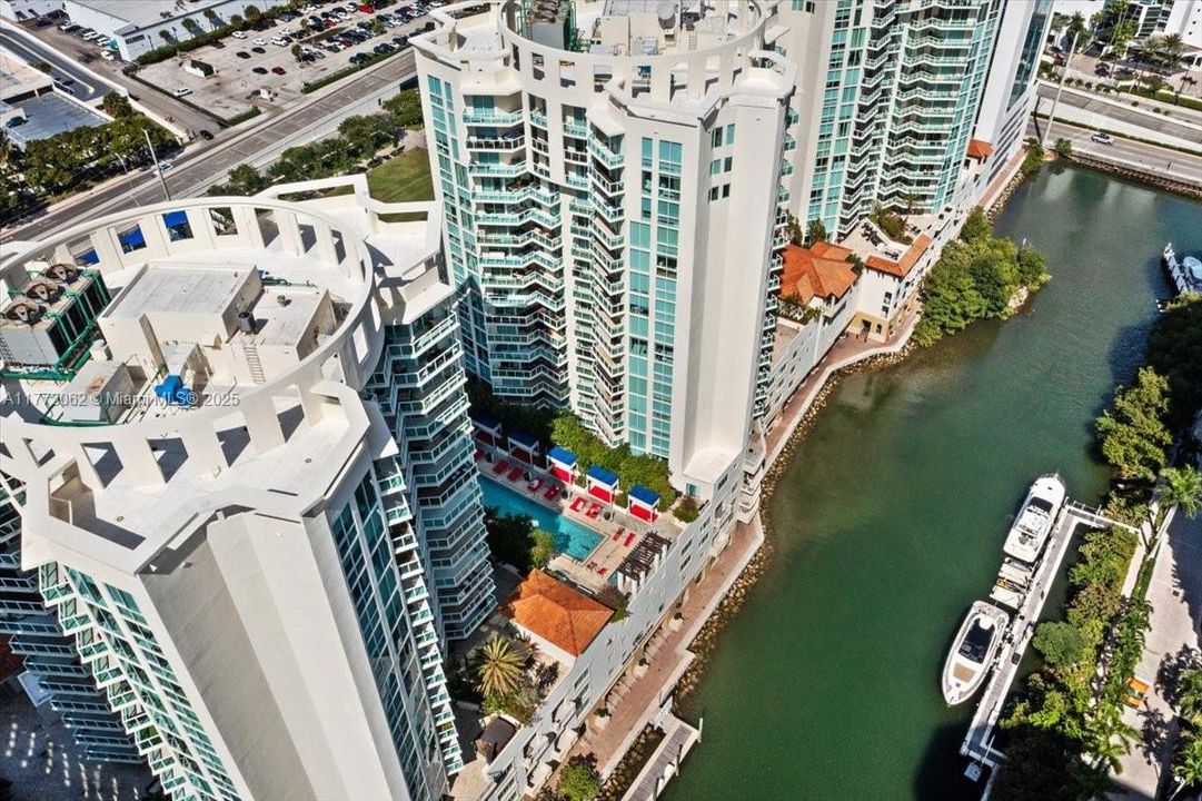 En Venta: $950,000 (3 camas, 2 baños, 1489 Pies cuadrados)