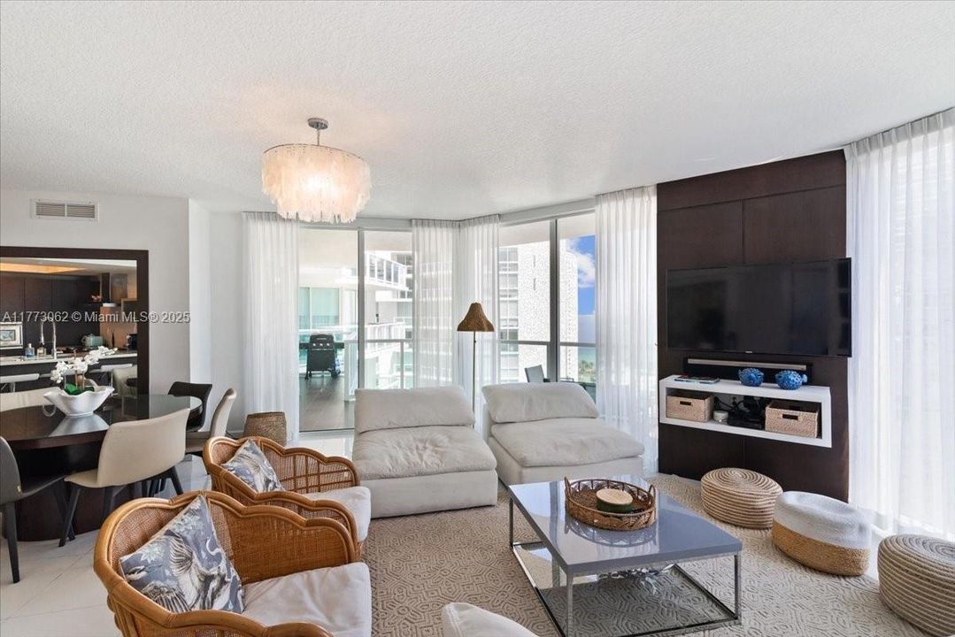 En Venta: $950,000 (3 camas, 2 baños, 1489 Pies cuadrados)