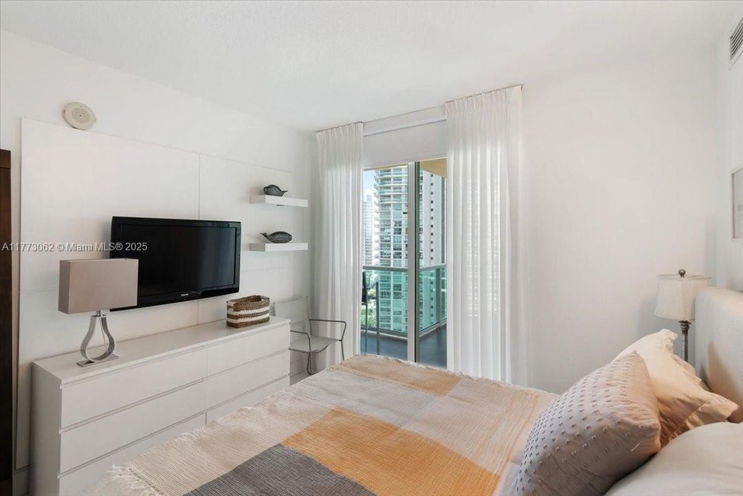 En Venta: $950,000 (3 camas, 2 baños, 1489 Pies cuadrados)