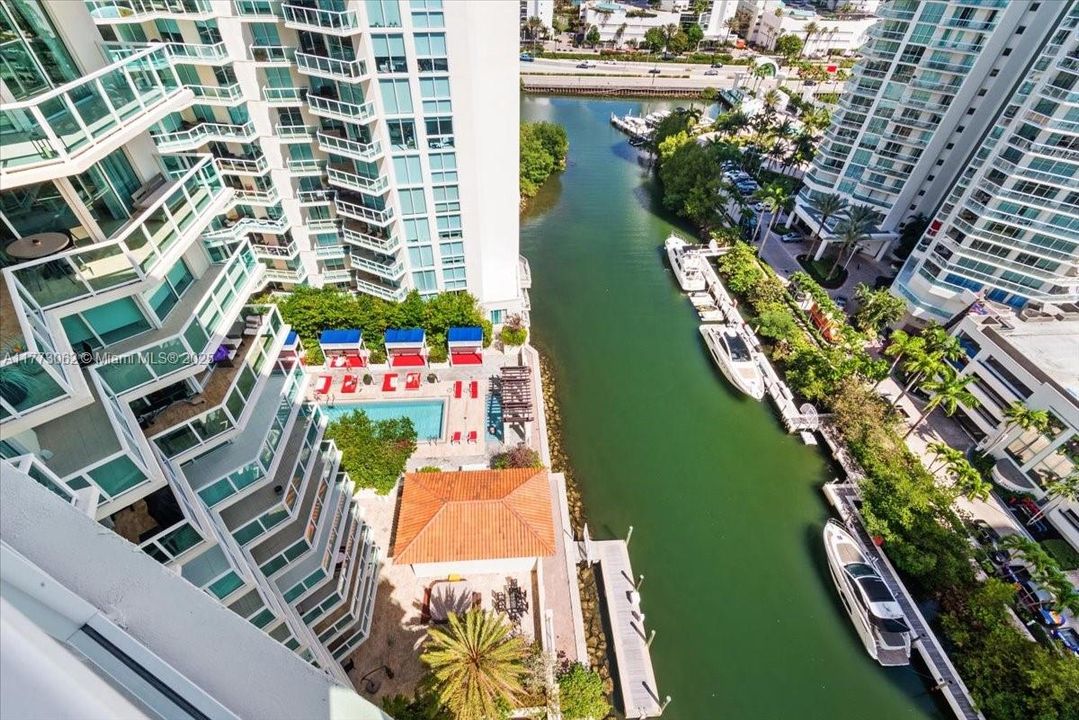 En Venta: $950,000 (3 camas, 2 baños, 1489 Pies cuadrados)