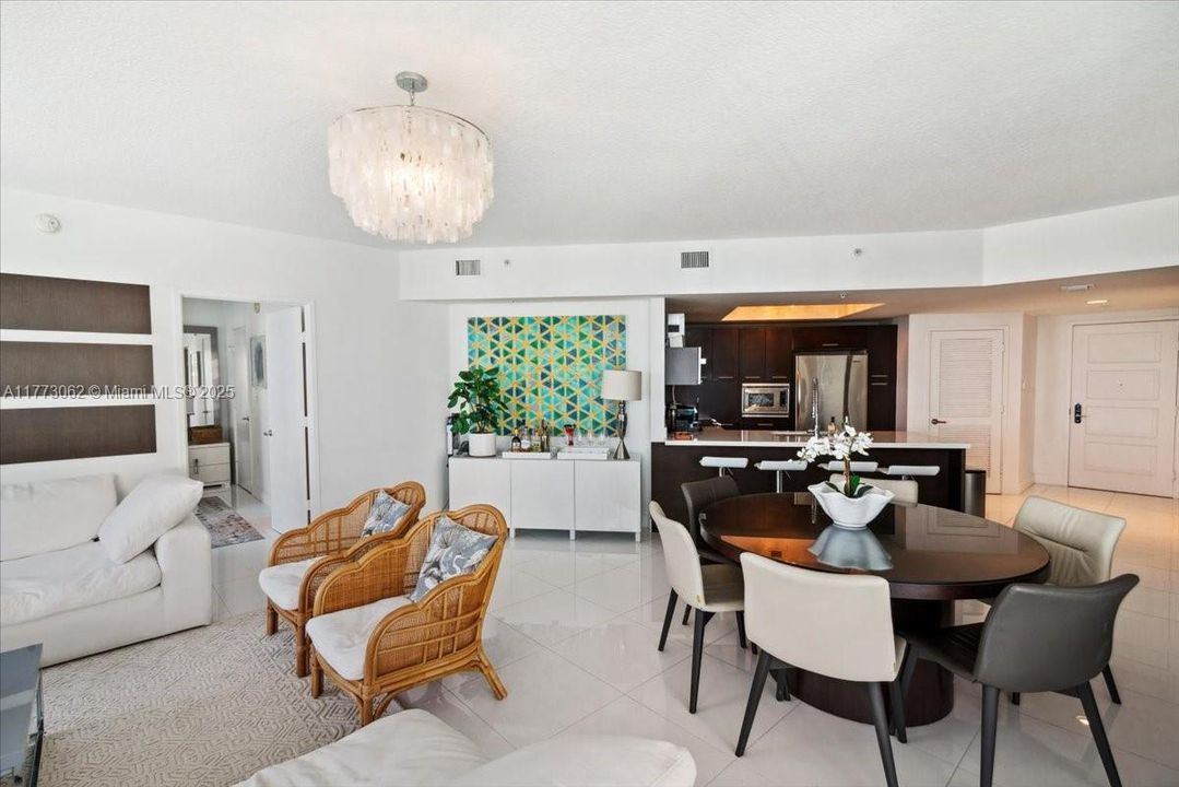 En Venta: $950,000 (3 camas, 2 baños, 1489 Pies cuadrados)