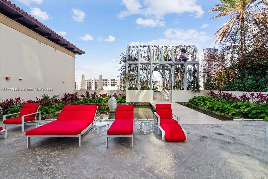 En Venta: $950,000 (3 camas, 2 baños, 1489 Pies cuadrados)