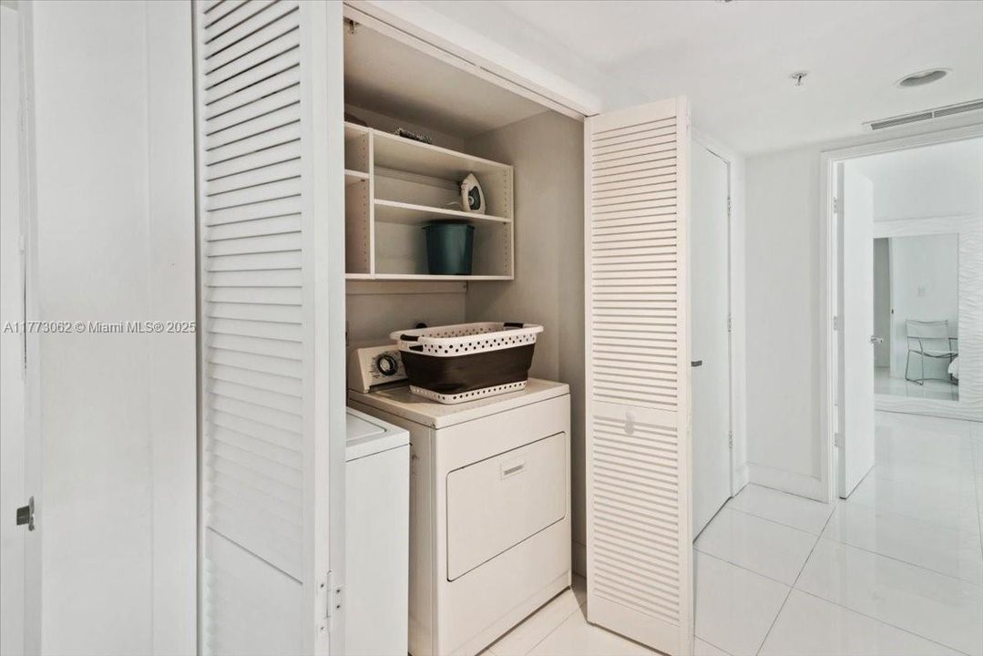 En Venta: $950,000 (3 camas, 2 baños, 1489 Pies cuadrados)