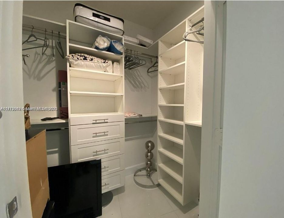 En Venta: $950,000 (3 camas, 2 baños, 1489 Pies cuadrados)