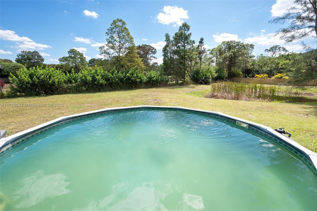 Vendido Recientemente: $629,999 (3 camas, 2 baños, 1541 Pies cuadrados)