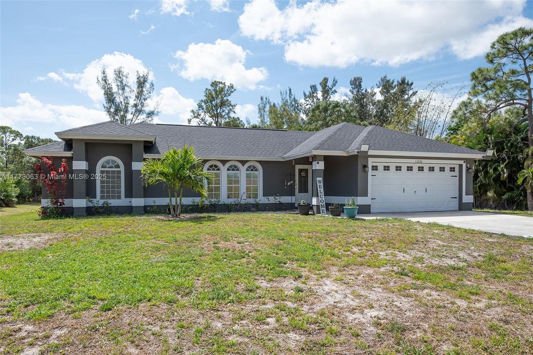 Vendido Recientemente: $629,999 (3 camas, 2 baños, 1541 Pies cuadrados)