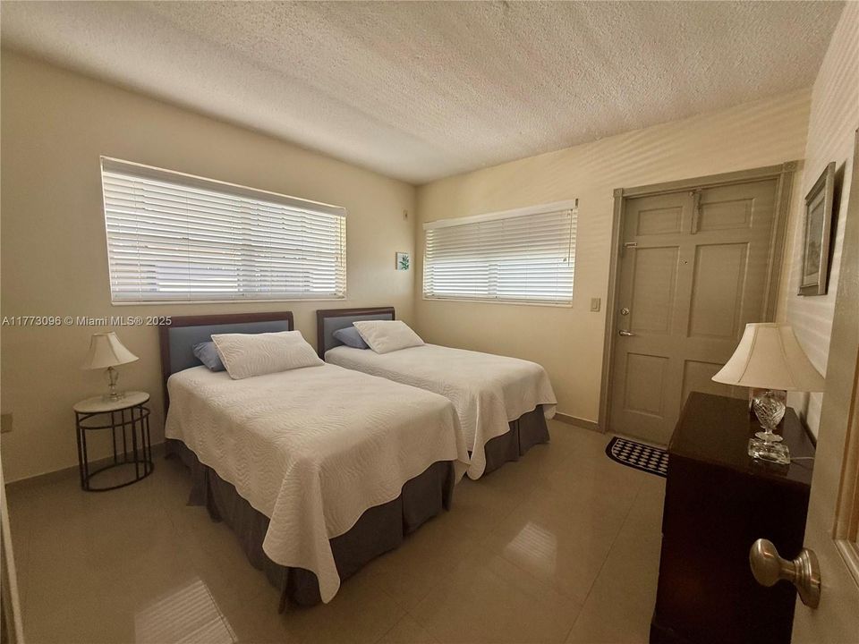 最近租的: $2,150 (2 贝兹, 2 浴室, 840 平方英尺)