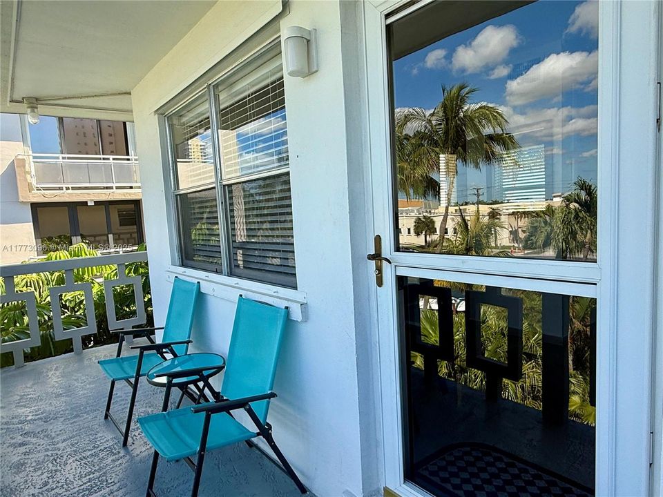 最近租的: $2,150 (2 贝兹, 2 浴室, 840 平方英尺)