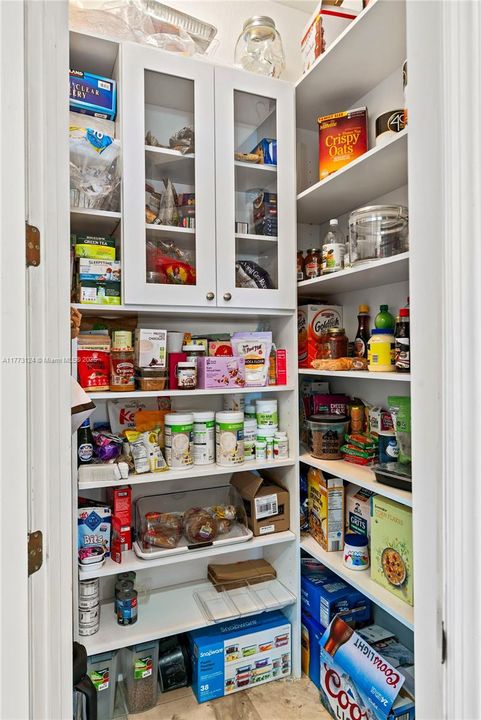 Недавно продано: $549,900 (5 спален, 4 ванн, 0 Квадратных фут)