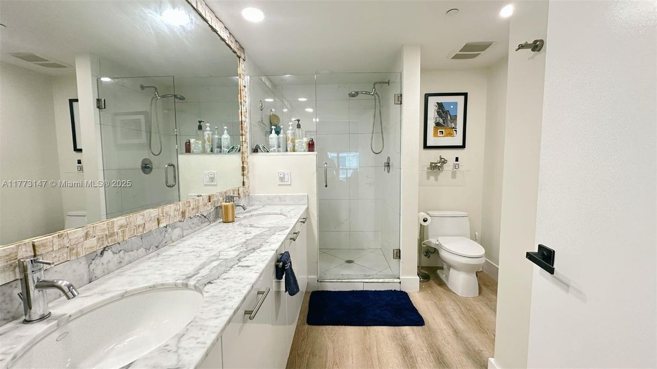 最近租的: $3,950 (2 贝兹, 2 浴室, 1111 平方英尺)